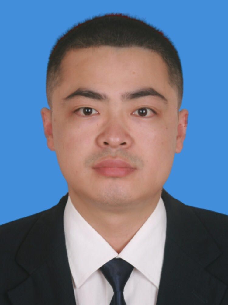 张元毅党工委委员、区服务业发展促进中心主任