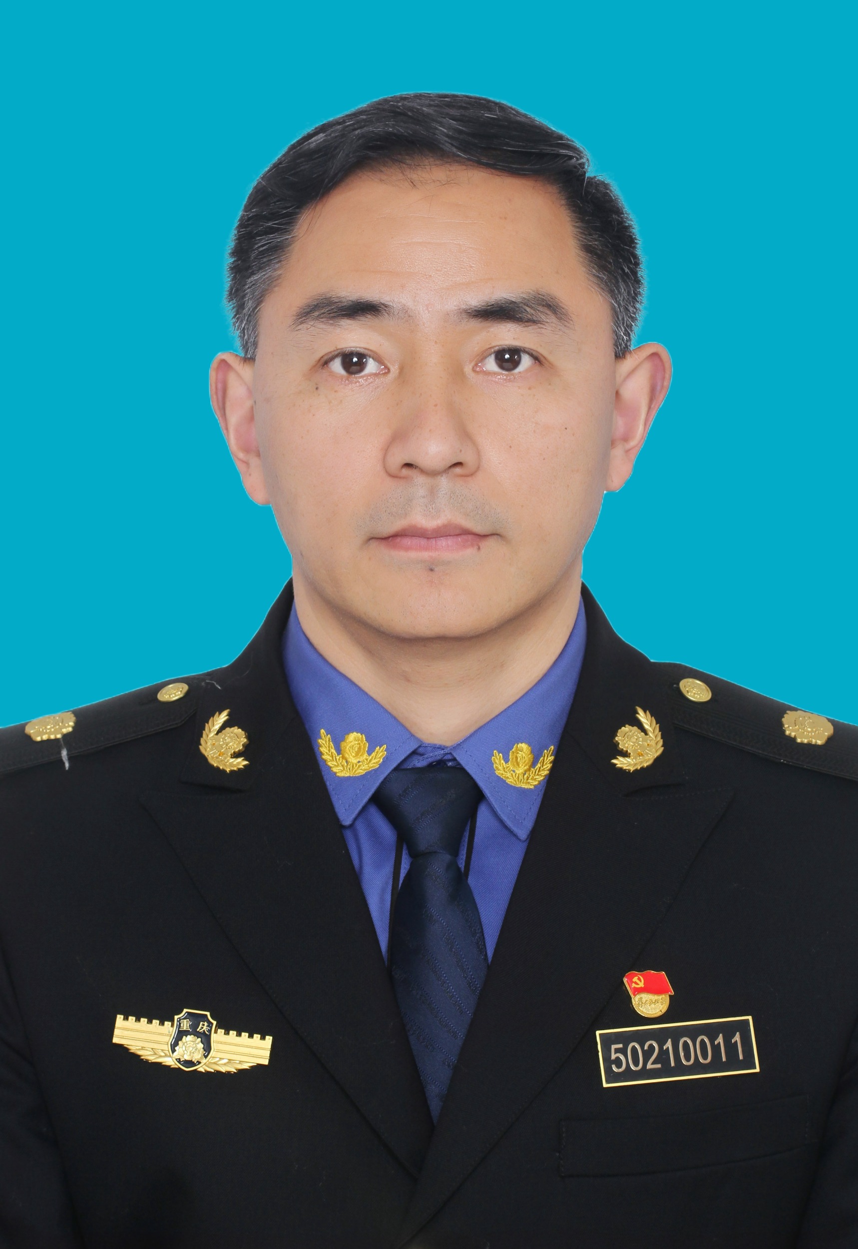 张开强重庆市璧山区城市管理综合行政执法支队政委、三级高级主办