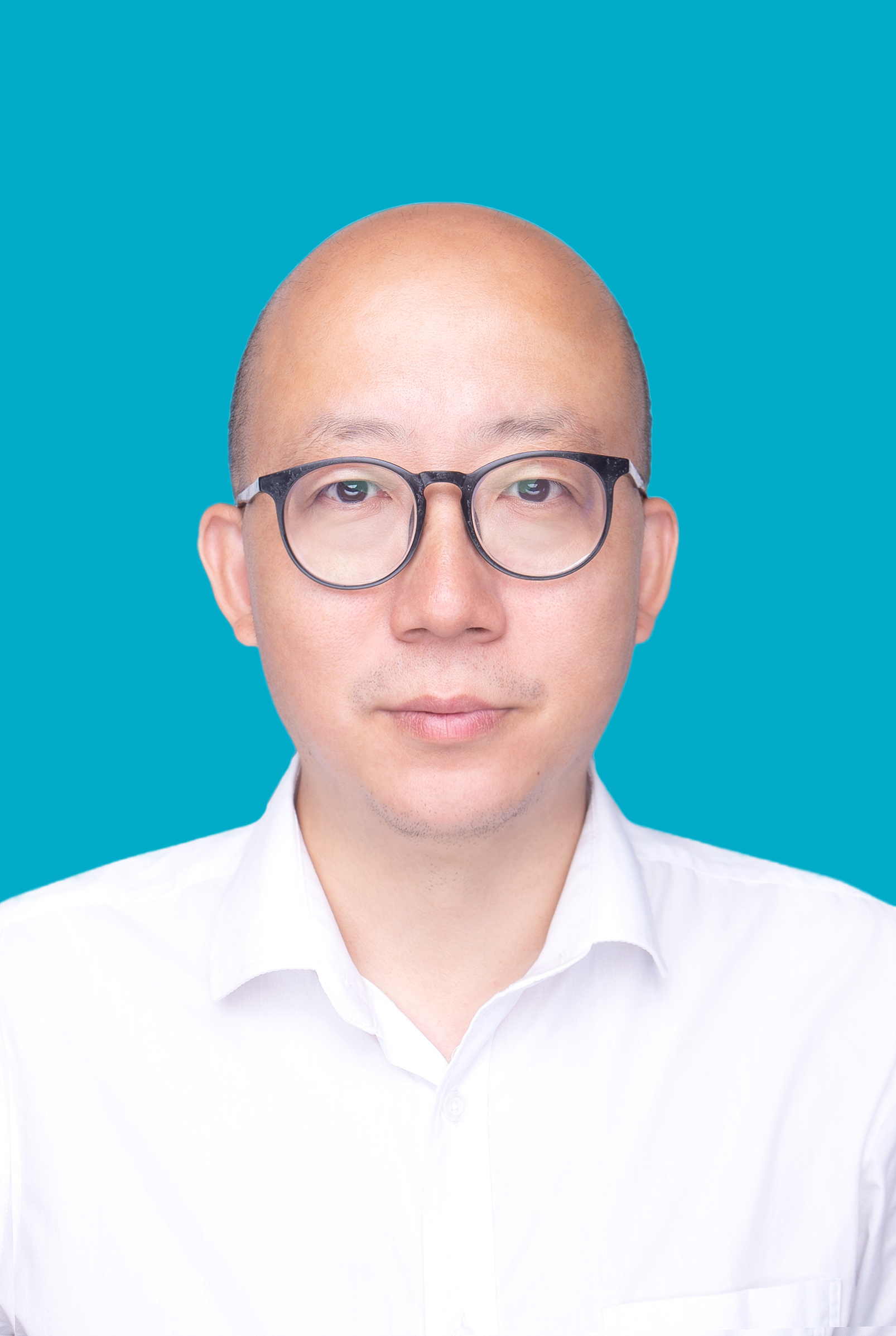 张伟党组成员、副局长