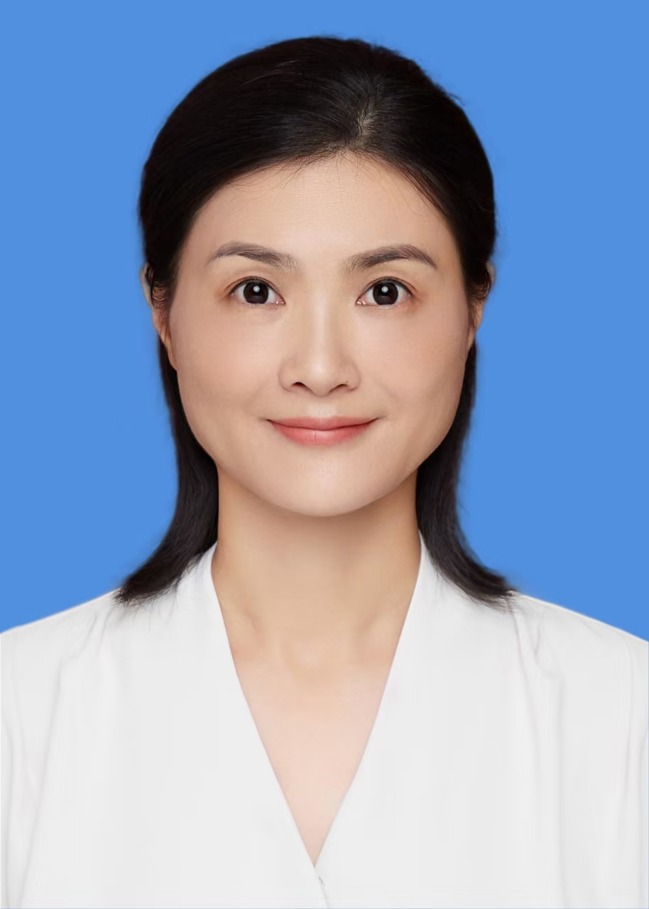 万阳重庆市璧山区文化和旅游发展委员会党组书记、主任、区体育局局长（兼）、区文物管理局局长（兼）、区广播电视局局长（兼）。
