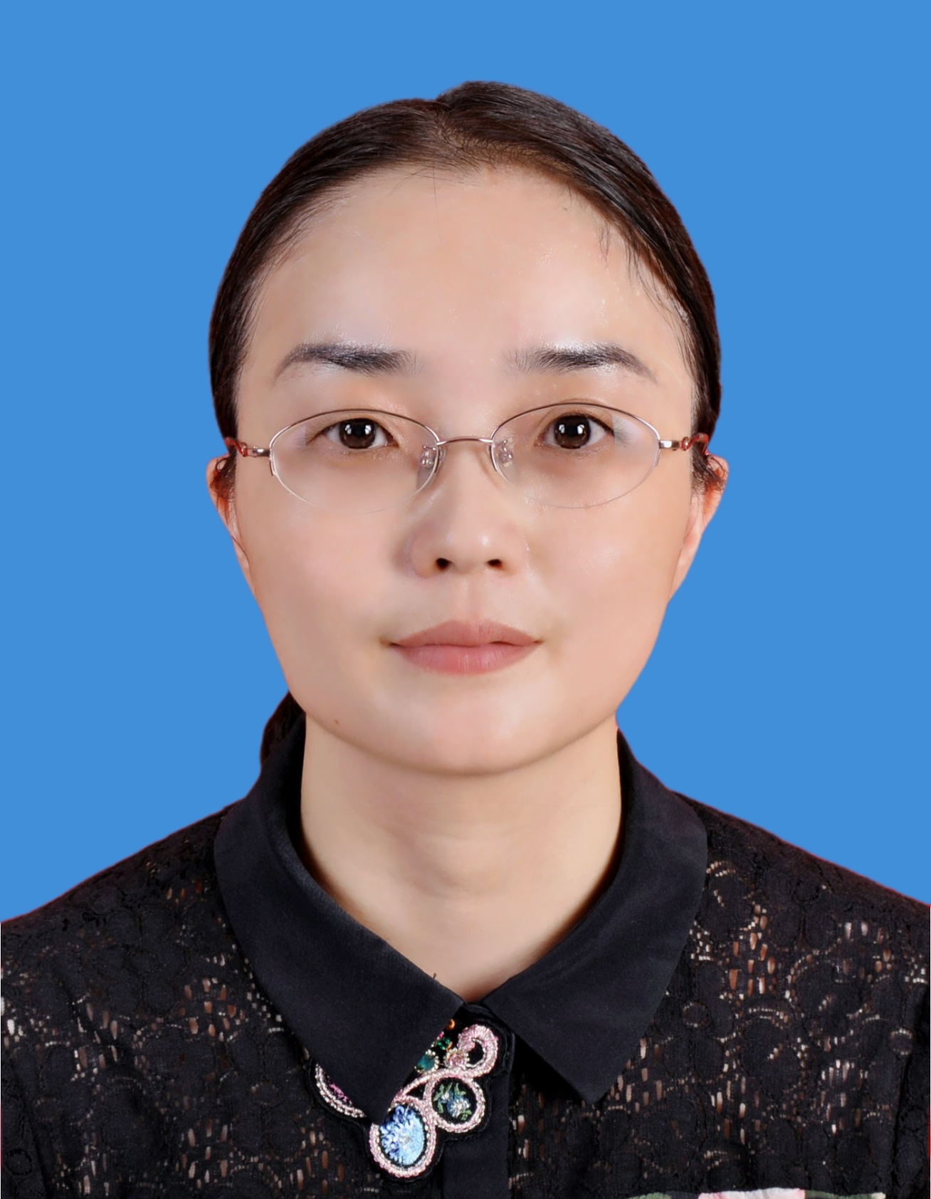 唐应容党委书记、主任