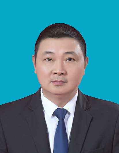 丁中立党委委员、区住房物业事务中心主任