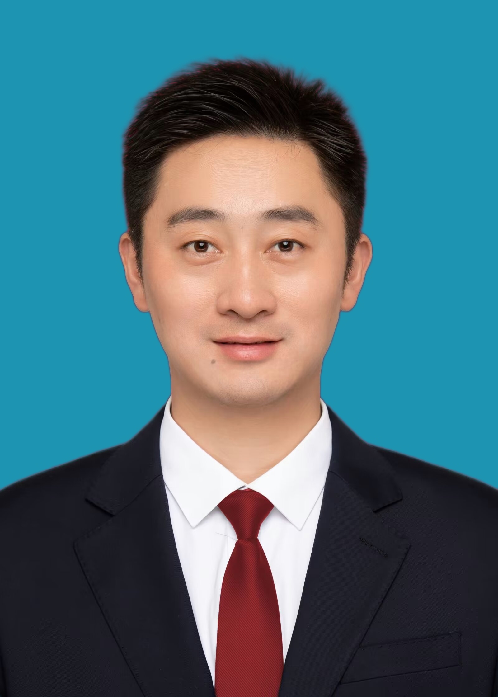 周川越党委委员、区住房物业事务中心主任