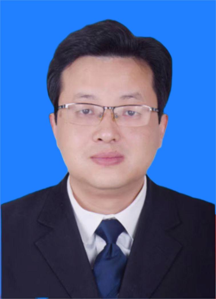 曾顺禹党工委副书记、办事处主任
