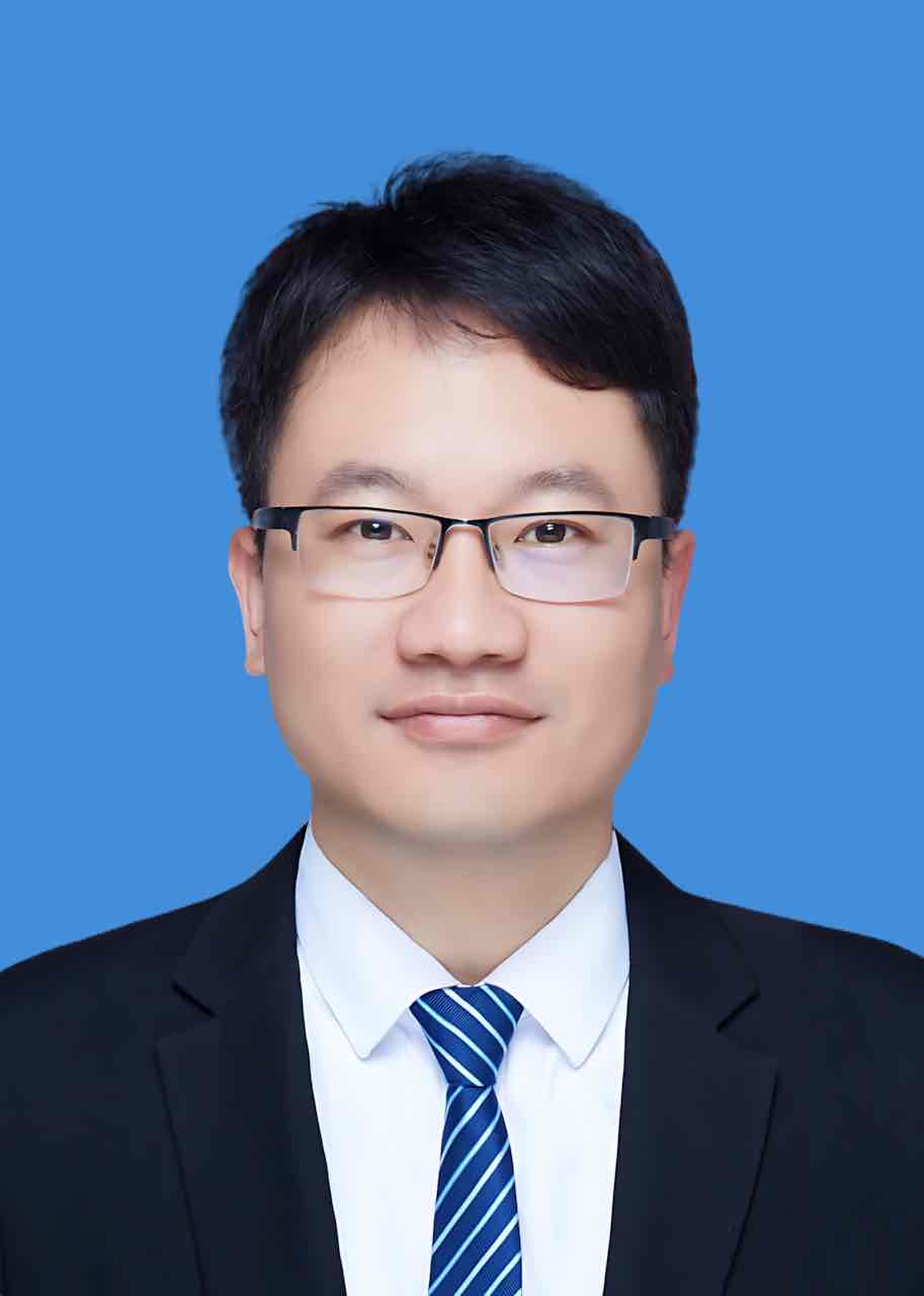 章柯党委副书记、镇长