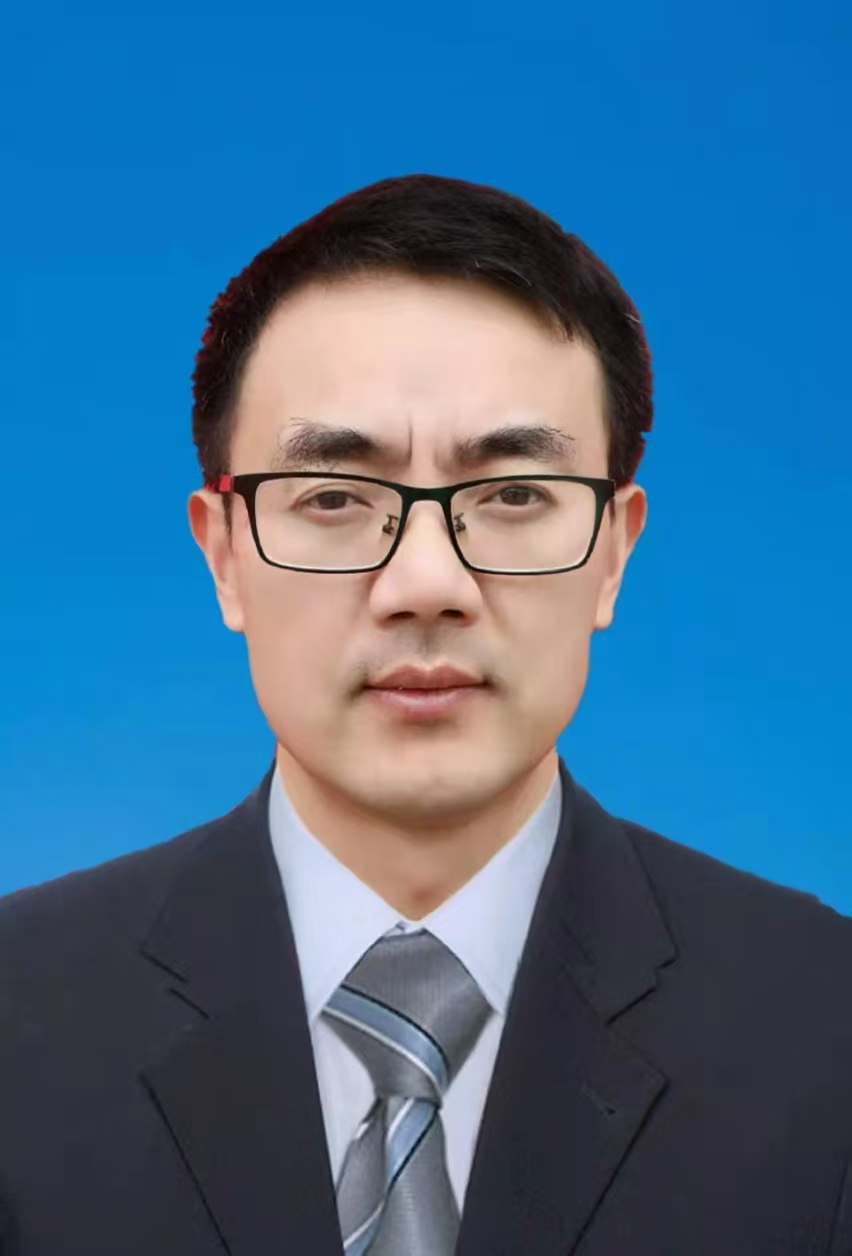 李春鸣党委书记