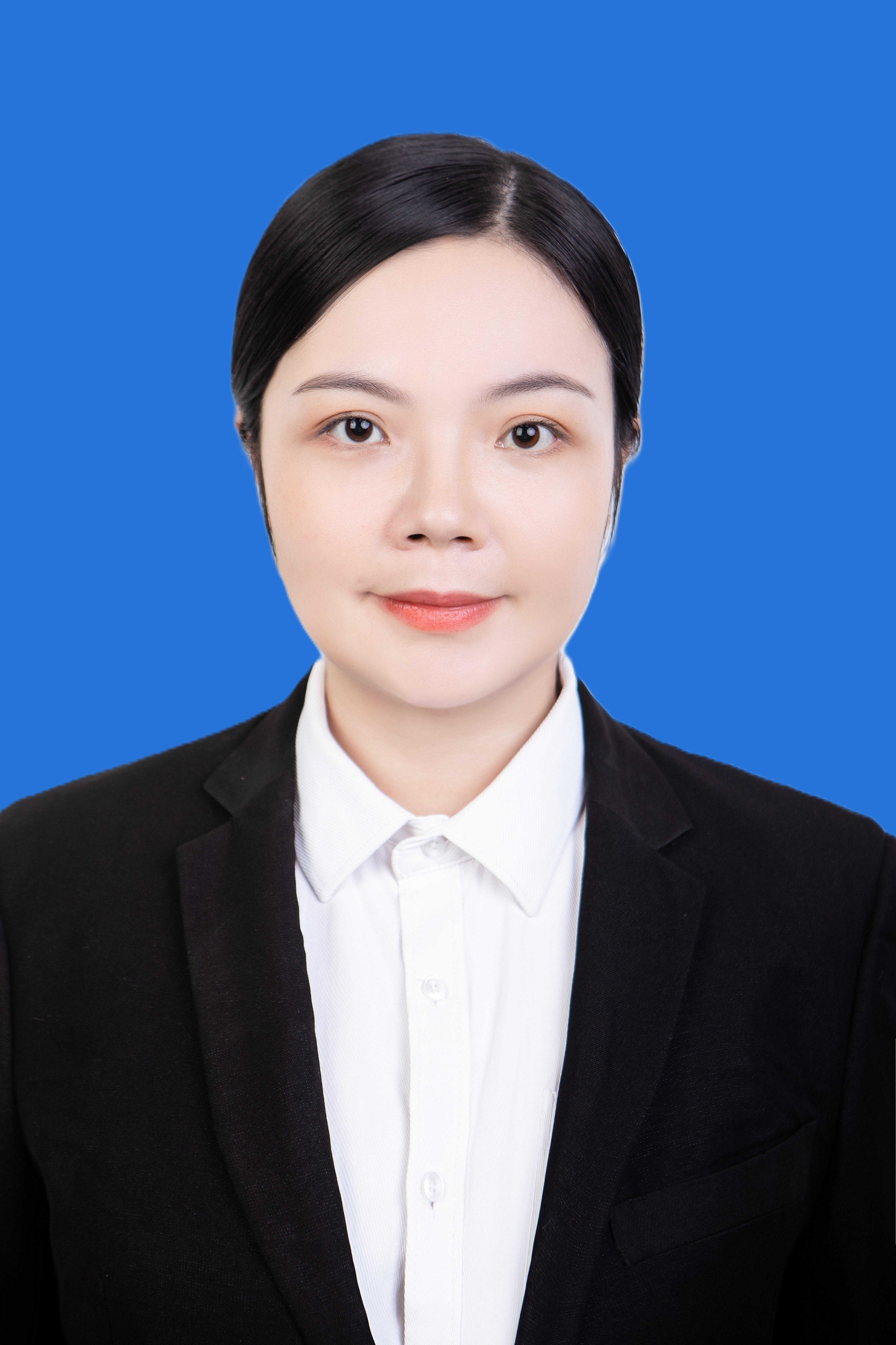 吴希茜宣传委员、政法委员