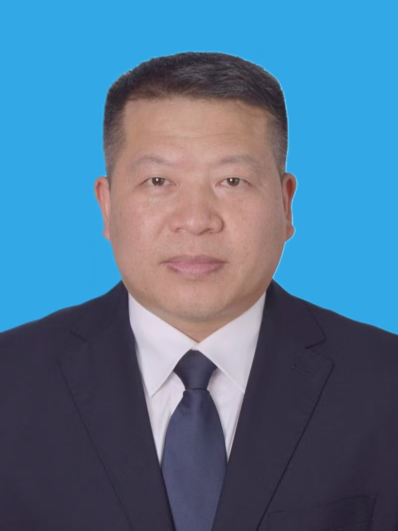 黄文品副镇长