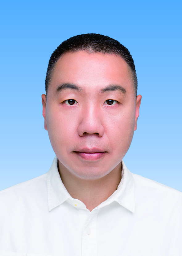 瞿春锋重庆市璧山区青杠街道党工委委员、办事处副主任、基层治理指挥中心成员