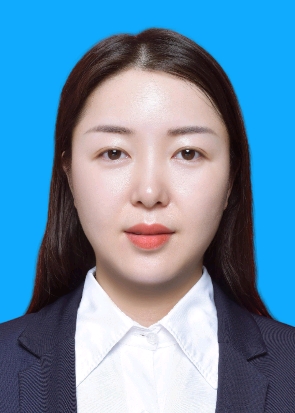 陈君党委委员、人大主席