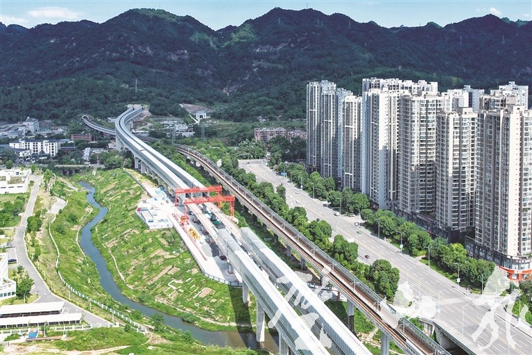 轨道交通27号线力争2026年2月完成正线铺轨