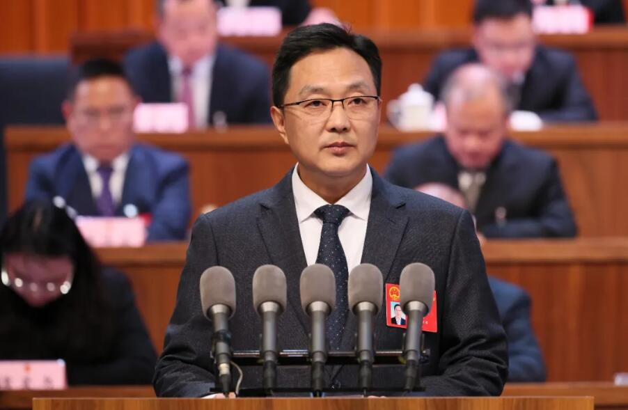 区十八届人大九次会议隆重开幕