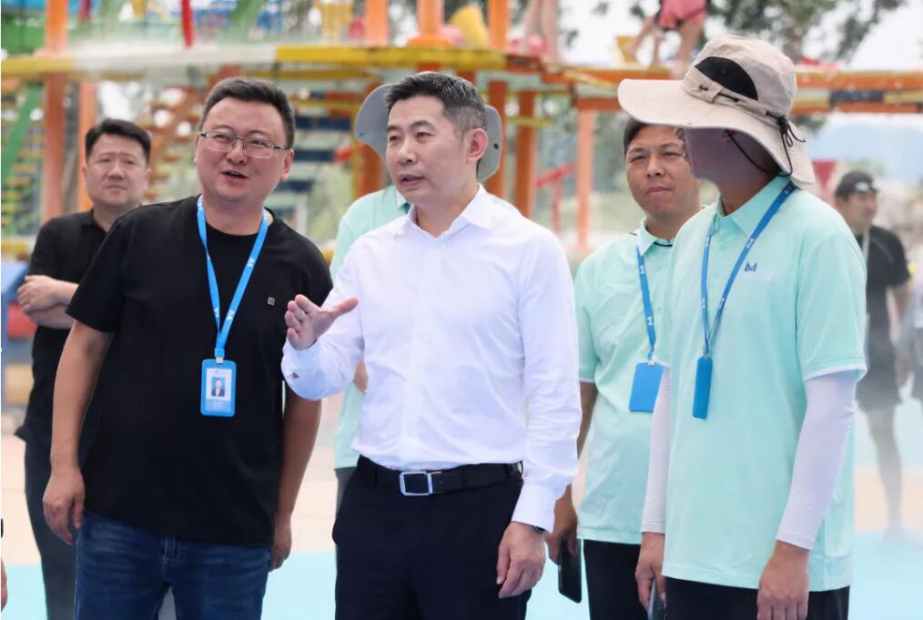 江志斌调研梦界水世界开园运营情况